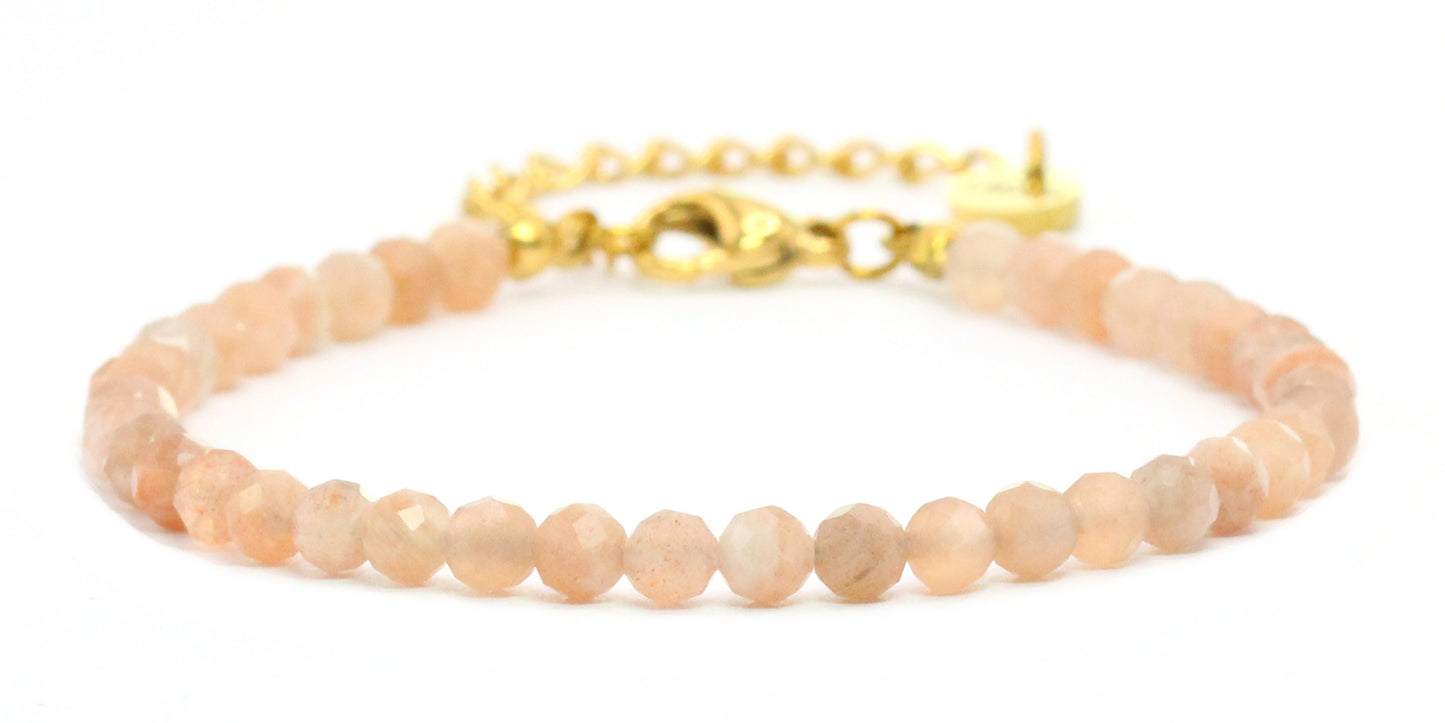 Sonnenstein Edelstein Armband 4mm facettiert - Länge verstellbar 16-21cm