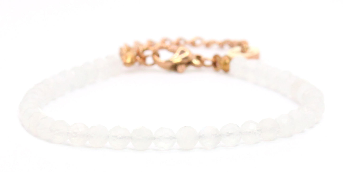 Mondstein Edelstein Armband 4mm facettiert - Länge verstellbar 16-21cm