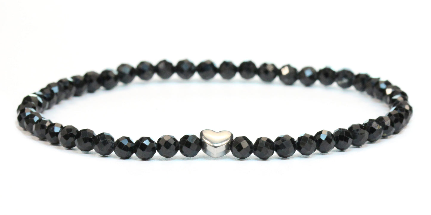 Schwarzer Turmalin Edelstein Armband 4mm facettiert mit Herz