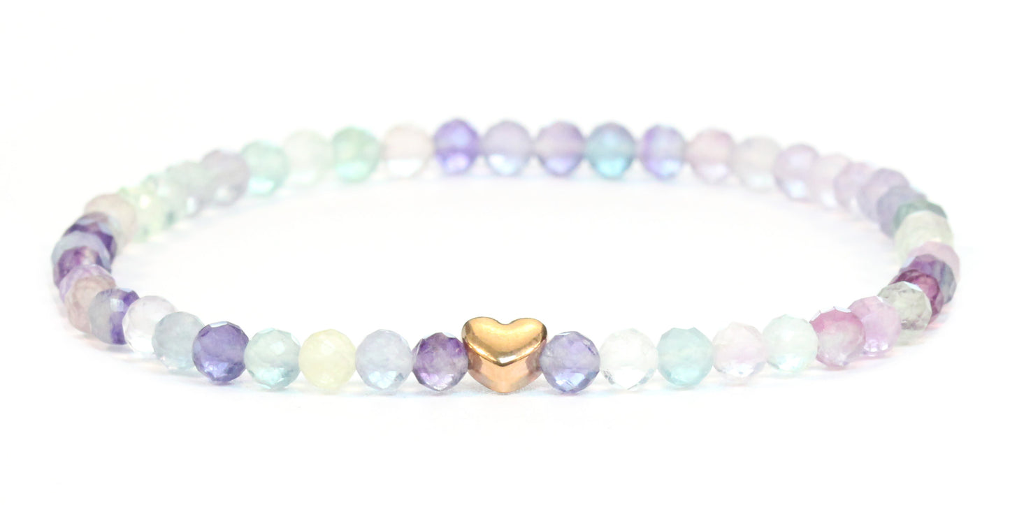Regenbogenfluorit Edelstein Armband 4mm facettiert mit Herz