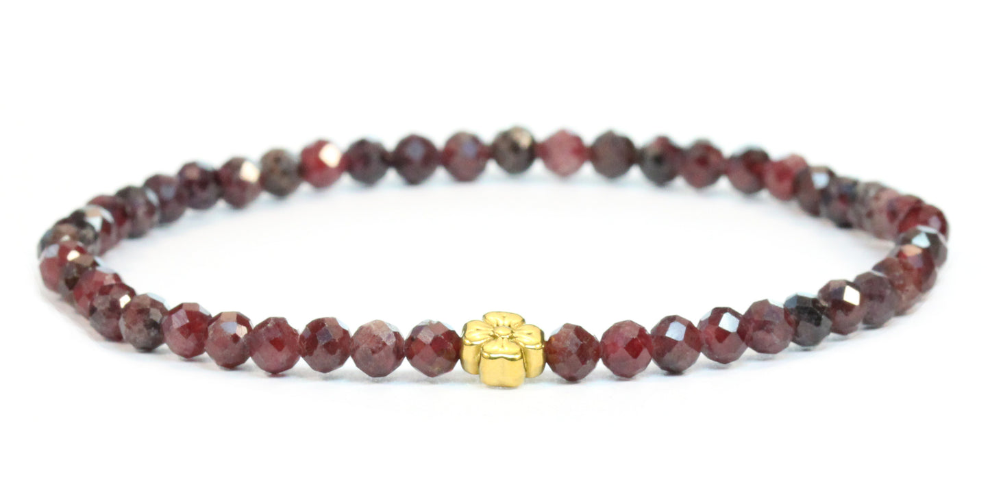 Echtes Granat Edelstein Armband 4mm facettiert mit Blüte
