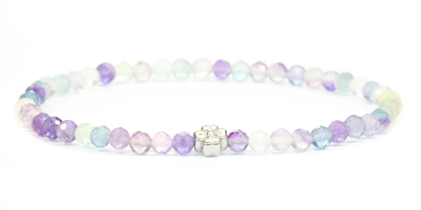 Echtes Regenbogenfluorit Edelstein Armband 4mm facettiert mit Blüte