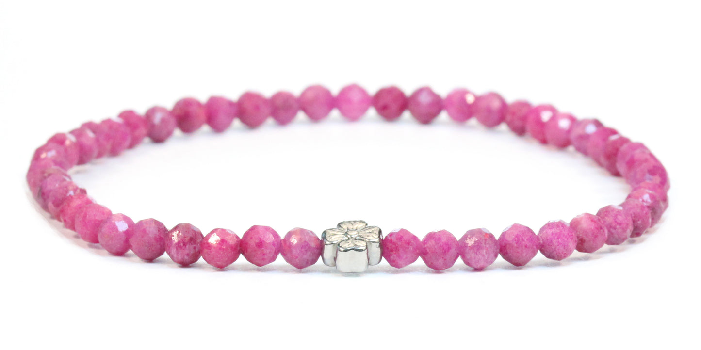 Echtes Rubin Edelstein Armband 4mm facettiert mit Blüte