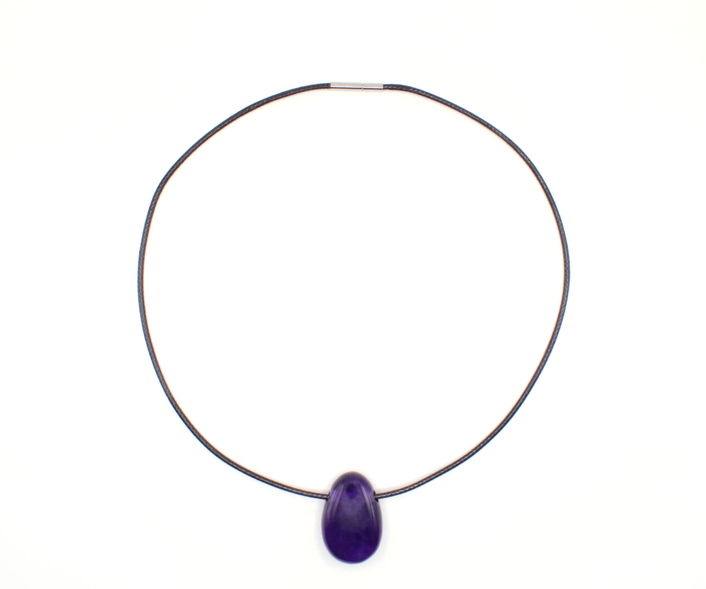 Echter Amethyst Tropfenanhänger mit gewachstem Baumwollband